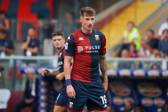 Serie A, Genoa Bologna 2 2: Pinamonti rimonta i gol di Orsolini e Odgaard