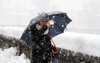 Tempesta artica sull’Italia, ecco neve ma meteo migliora nel weekend: le previsioni